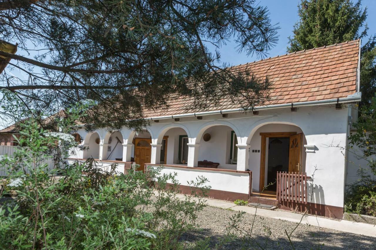 Gadoros Vendeghaz Ξενοδοχείο Egerszalók Εξωτερικό φωτογραφία